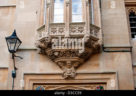 Erker Detail, Pembroke College in Oxford, UK Stockfoto