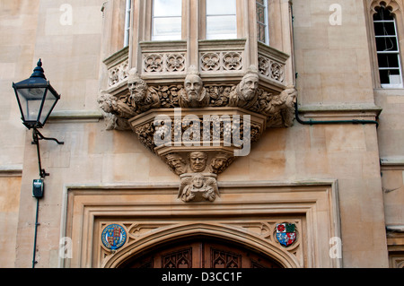 Erker Detail, Pembroke College in Oxford, UK Stockfoto