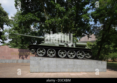 Berlin, Deutschland, t-34 Panzer auf einem Sockel in der Museum-Kapitulation Stockfoto