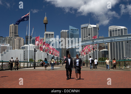 Sydney, Australien, auf die Pyrmont Bridge in Darling Harbour Bezirk Stockfoto