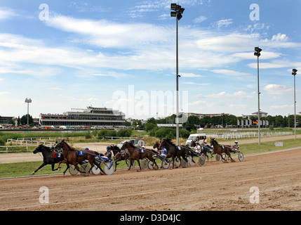 Berlin, Deutschland, Trabrennen auf der Trabrennbahn Mariendorf Stockfoto