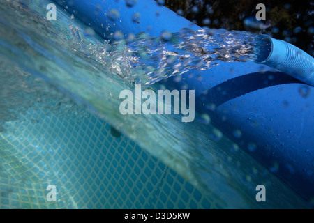 Berlin, Deutschland, ein Wasserbecken gefüllt Stockfoto