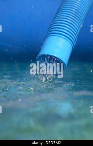 Berlin, Deutschland, ein Wasserbecken gefüllt Stockfoto