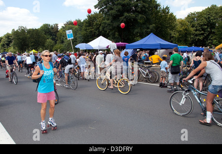 Bochum, Deutschland, Radfahrer auf dem Still-Leben Ruhr Stockfoto