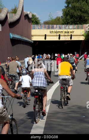 Bochum, Deutschland, Radfahrer auf dem Still-Leben Ruhr Stockfoto