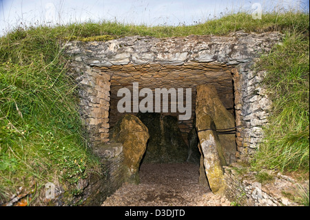 Belas Knap neolithischen gekammert Dolmen in der Nähe von Winchcombe, Gloucestershire, UK Stockfoto