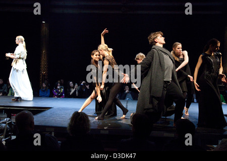 Bochum, Deutschland, Melez-Fashion-Show in der Jahrhunderthalle Stockfoto