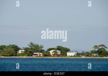 Belize, Bezirk Stann Creek, Sapodilla Cayes Marine Reserve. Meerblick von Hunting Caye. Stockfoto