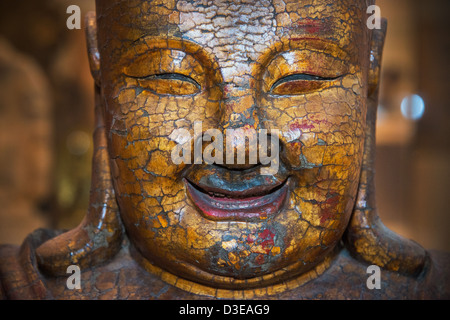 Antike Buddha auf dem Display an das Royal Ontario Museum. Stockfoto