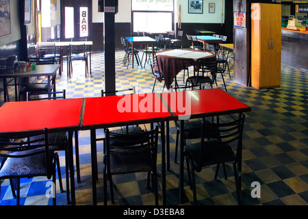 "La Buena Medida Bar", in La Boca Nachbarschaft, Buenos Aires, Argentinien. Stockfoto