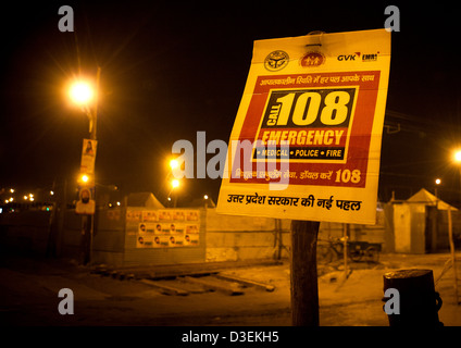 Notfall Adverstising, Maha Kumbh Mela, Allahabad, Indien Stockfoto