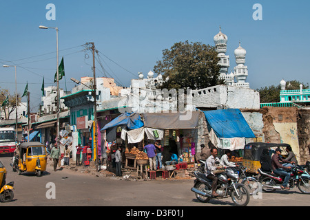 Moschee, Basar und Flohmarkt nördlich von Musi River Hyderabad Indien Andhra Pradesh Stockfoto