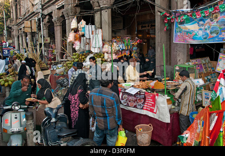 LAAD Basar oder Choodi Basar Altmarkt Stall Lebensmittelmarkt Hyderabad Indien Andhra Pradesh Stockfoto