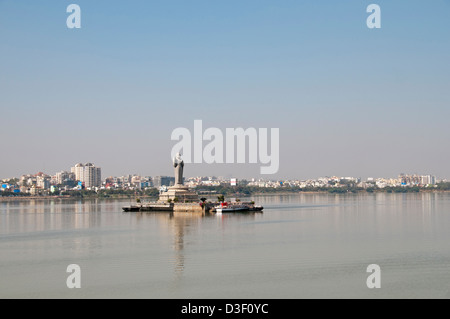 Buddha-Statue Hussainsagar See Hyderabad Indien Andhra Pradesh Stockfoto