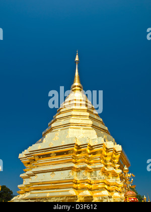 Goldene Pagode, Wat Phrathat Doi Suthep Tempel in Chiang Mai, Thailand. Stockfoto