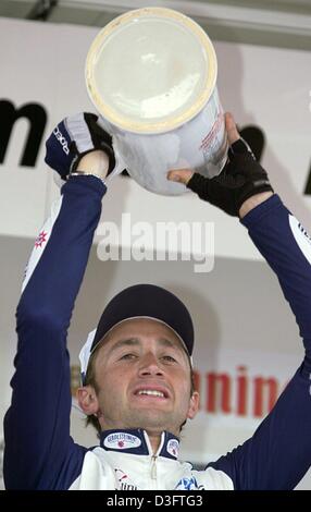 Henninger Turm, einem Turm in FrankfurtSachsenhausen, ehemalige Silo