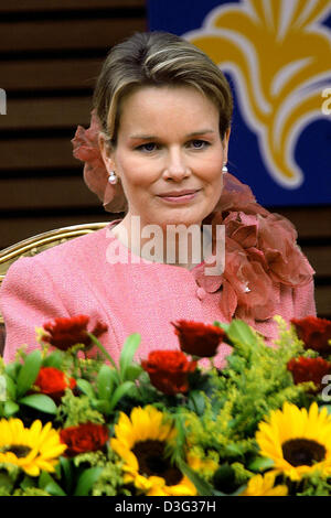 (Dpa) - Schwangere Kronprinzessin Mathilde nimmt Teil an den belgischen Nationalfeiertag Feierlichkeiten in Tagesexkursion, Belgien, 21. Juli 2005. Foto: Albert Nieboer (Niederlande) Stockfoto