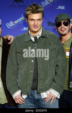 (Dpa) - stellt Nick Carter von der Boygroup "Back Street Boys" vor der Billboard Awards-Show in Las Vegas, USA, 10. Dezember 2003. Die Auszeichnungen der US-Musikmagazin Billboard wurden zum 14. Mal verliehen. Stockfoto