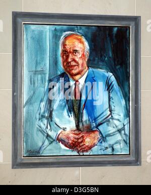 (Dpa) - ist ein Öl auf Leinwand Gemälde des Künstlers Albrecht Gehse der ehemalige deutsche Bundeskanzler Helmut Kohl auf dem Display an das Kanzleramt in Berlin, 28. November 2003. Das Gemälde verbindet die "Ahnengalerie" in der Kanzlei, die mit einem Porträt des ersten Bundeskanzlers Konrad Adenauer gestartet wurde. Stockfoto