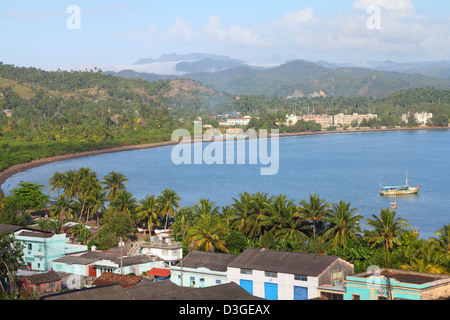 Baracoa, Kuba - Blick auf die Meeresbucht Stockfoto