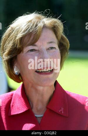 (Dpa) - Eva Koehler Ehefrau des deutschen Bundespräsidenten Horst Köhler in Berlin, 10. August 2004 abgebildet. Stockfoto