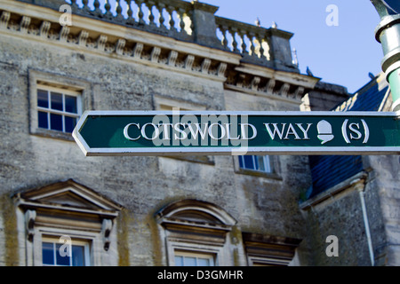 Touristische Hinweisschilder in Painswick, Gloucestershire, UK. Stockfoto