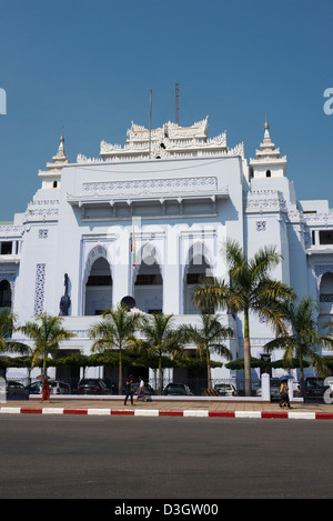 Alten Kolonialgebäude jetzt Rathaus von Yangon Rangun Myanmar Burma Stockfoto