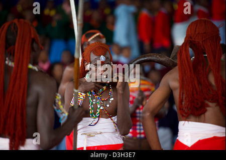 Traditionellen Tanz in Bomas von Kenia, Nairobi, Kenia Stockfoto