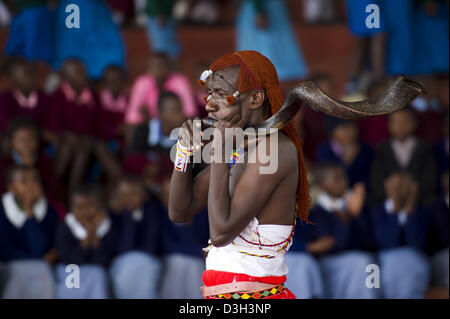 Traditionellen Tanz in Bomas von Kenia, Nairobi, Kenia Stockfoto