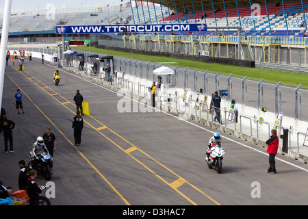 Internationale Deutsche Motorradmeisterschaft (IDM) Rennen auf der Rennstrecke TT Assen. Die Niederlande Stockfoto