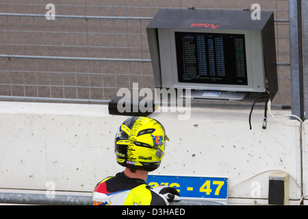 Internationale Deutsche Motorradmeisterschaft (IDM) Rennen auf der Rennstrecke TT Assen. Die Niederlande Stockfoto