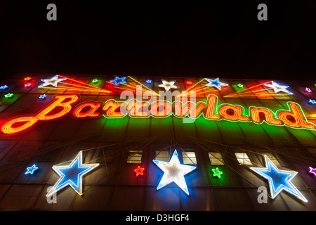 Eine Leuchtreklame für Barrowland Ballroom in der Nacht in Glasgow Schottland. Es ist berühmt für sportlich und Konzerte Stockfoto