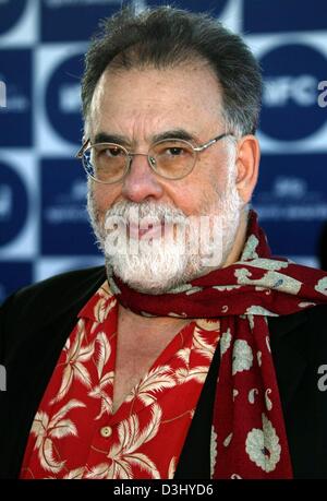 (Dpa) - US-Regisseur Francis Ford Coppola lächelt bei seiner Ankunft bei den Independent Spirit Awards in Santa Monica, Kalifornien, USA, 28. Februar 2004. Stockfoto