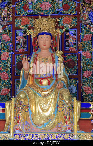 China, Yunnan, Kunming, Yuantong Tempel, Buddha-Statue, Stockfoto