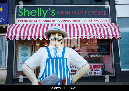 Shelly Fresh Farm Produce, geführt von Shelly Brogan, Sell ist eine Reihe von Fleisch Produkte und Käse, Darwen, Lancashire, UK Stockfoto