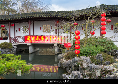 Rote Laternen schmücken, Dr. Sun Yat Sen Garden für Chinese New Year, Chinatown, Vancouver, Britisch-Kolumbien, Kanada Stockfoto