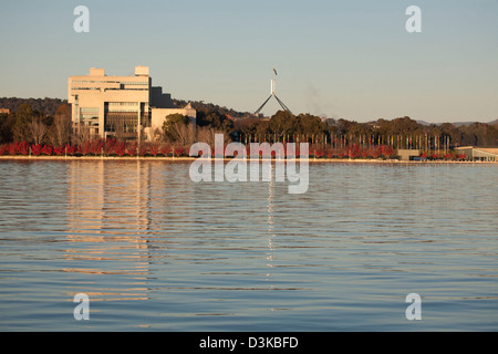 Der High Court of Australia-Gebäude ist ein herausragendes Beispiel der späten moderne Brutalismus Canberra Australien Stockfoto