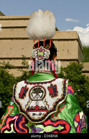 Blackfoot traditionelle Tänzer am Kopf zerschlagen in Buffalo Jump Alberta Kanada Stockfoto