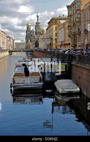 Die Kirche von dem Blut und Griboyedov Canal in St. Petersburg, Russland Stockfoto