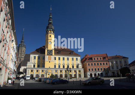 Bautzen, Deutschland, das historische Rathaus auf dem Hauptmarkt Stockfoto