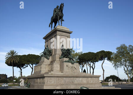 Reiterstatue Denkmal Giuseppe Garibaldi auf Gianicolo-Hügel mit Blick auf Rom Stockfoto