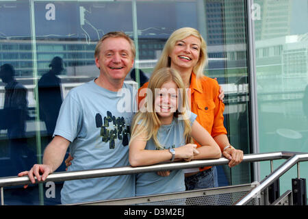 Dpa Schauspieler Pierre Franckh Und Seine Tochter Julia Franckh Dpa Schauspieler Pierre Franckh Und Seine Tochter Julia Franckh