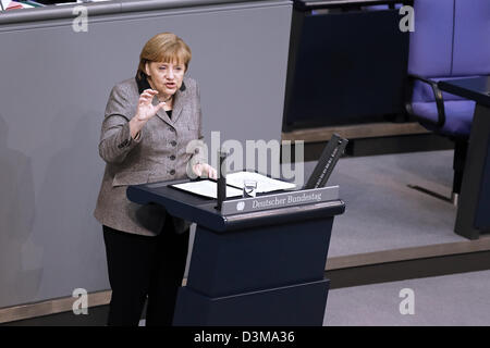 Berlin, 21. Februar 2013. Angela hat die Regierungserklärung im Bundestag in Berlin über die Ergebnisse des Europäischen Rates am vergangenen 7. und 8. Februar in Brüssel. Auf dem Bild: Angela Merkel Stockfoto