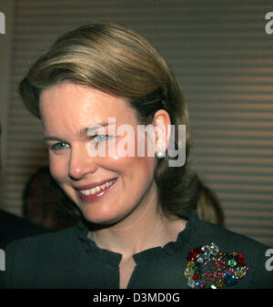 Das Bild zeigt Prinzessin Mathilde von Belgien bei ihrem Besuch am European College von Brügge, Belgien, Donnerstag, 2. Februar 2006. Foto: Albert Nieboer (Niederlande) Stockfoto