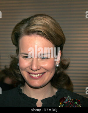 Das Bild zeigt Prinzessin Mathilde von Belgien bei ihrem Besuch am European College von Brügge, Belgien, Donnerstag, 2. Februar 2006. Foto: Albert Nieboer (Niederlande) Stockfoto