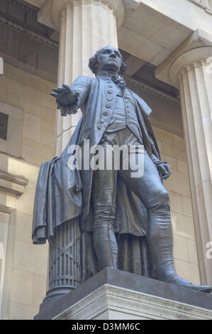George Washington-Statue außerhalb der New Yorker Börse an der Wall Street Stockfoto