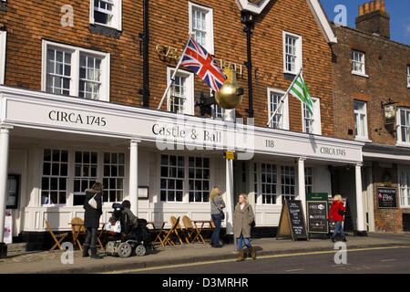 Marlborough ist eine kleine Marktstadt in der Landschaft Wiltshire, England UK. Stockfoto