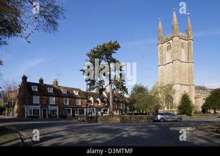 Marlborough ist eine kleine Marktstadt in der Landschaft Wiltshire, England UK. Stockfoto