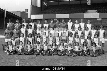 Birmingham City Football Club team Kader 1972 Birmingham City Football Club Team Kader 1974 Spieler gehören Trevor Francis, Stockfoto