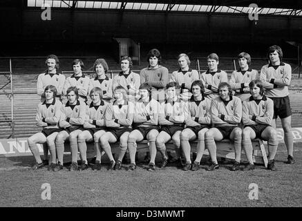 Wolverhampton Wanderers Football Club team 1973 Derek Dougan, Gerry Taylor, Alan Sunderland, John McAlle, Phil Parkes, Stockfoto